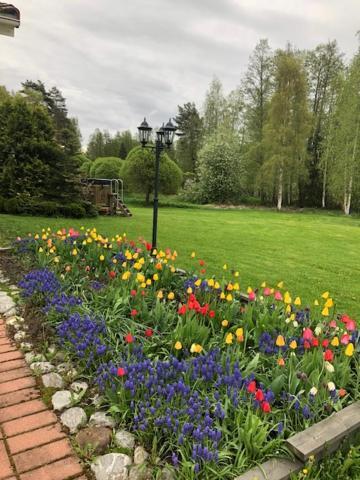 Wonderful Cottage By The Lake Hautjarvi Екстериор снимка